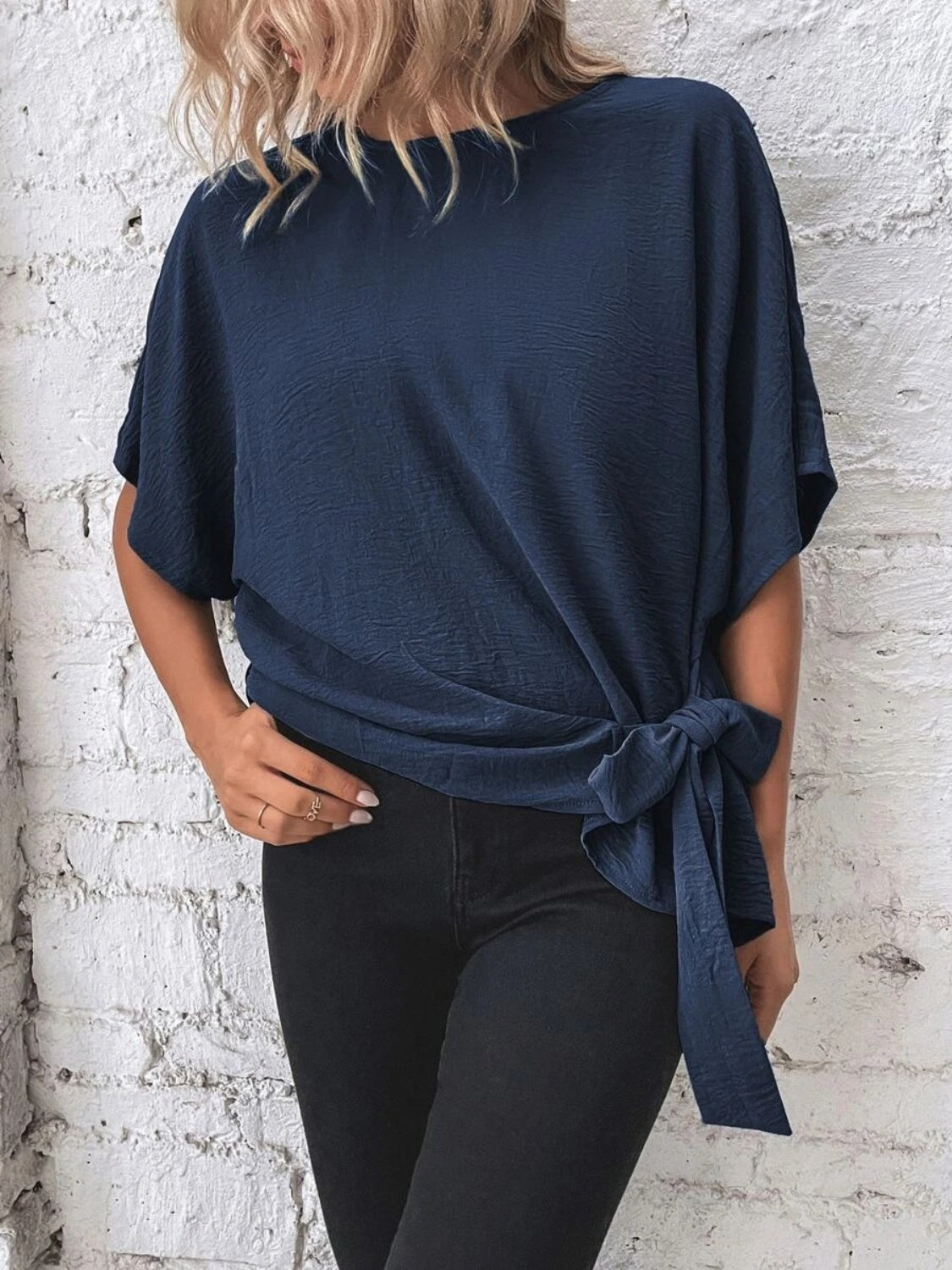 Knotted Round Neck Half Sleeve Blouse