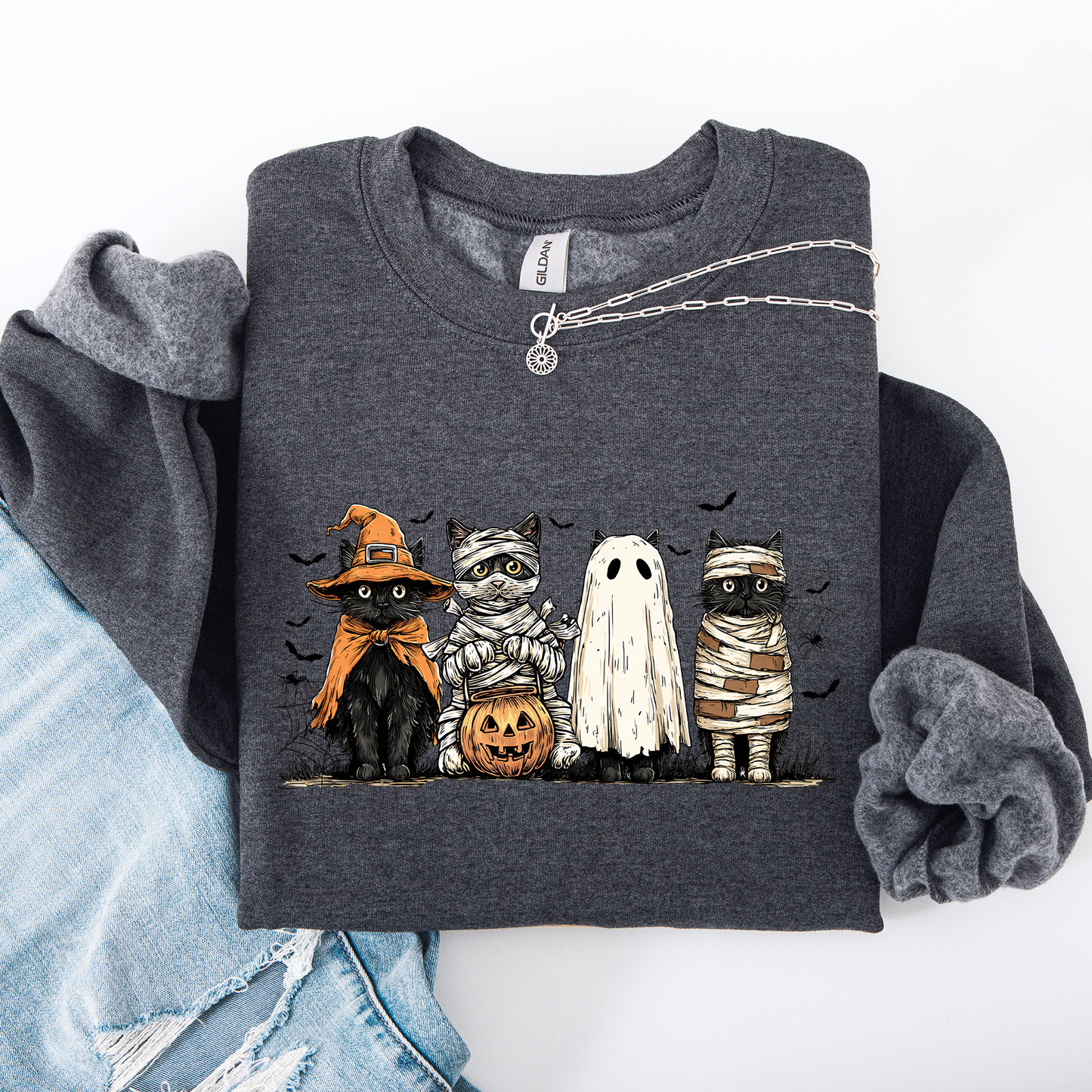 Shimmering Ghost Halloween Black Cat Pumpkin Ghost Cats Retro Gothic Autumn Sweatshirt